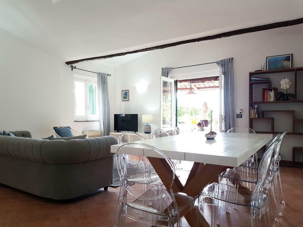 פרגליה Villa Del Sogno מראה חיצוני תמונה